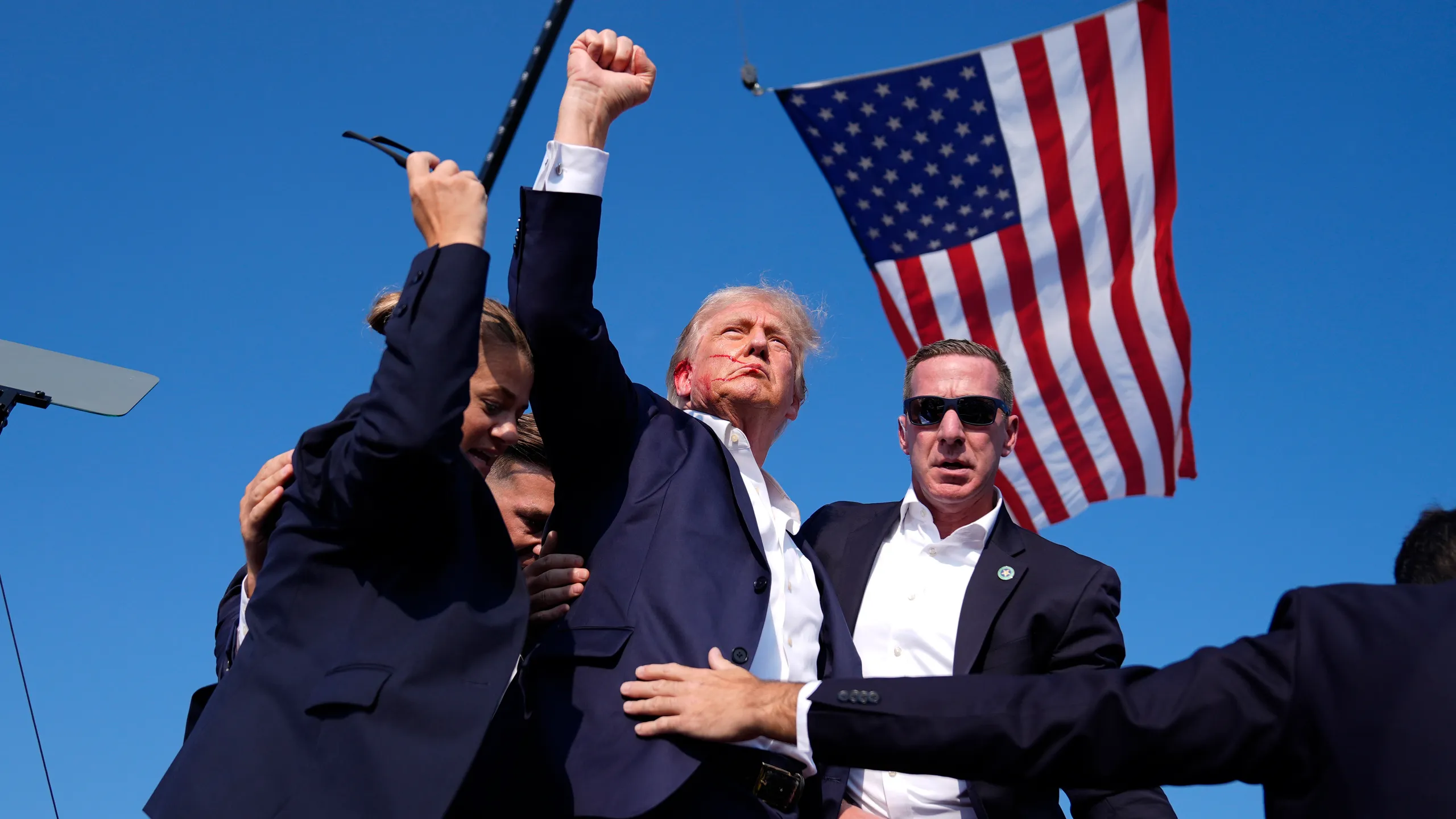 Donald Trump e as Eleições de 2024: Previsões e Impactos no Cenário Político Mundial