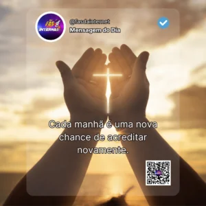 Mãos levantadas ao nascer do sol simbolizando fé, esperança e recomeço diário